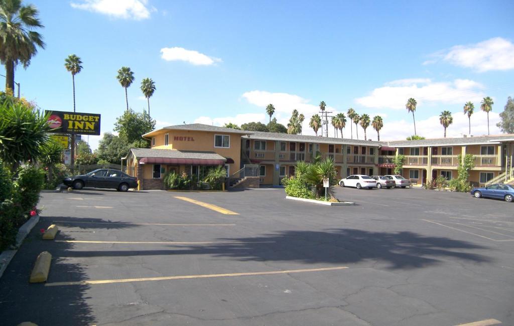 Budget Inn Riverside Bagian luar foto